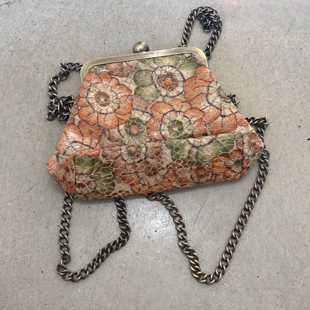 Hobo Embossed Chain Bag nwot. Gift not used. - Picture 5 of 6
